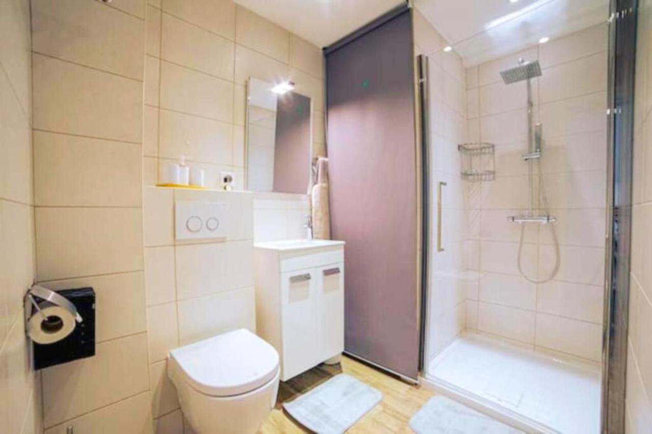 קאן Cocoon Center - Rue D'Antibes - 200M Plage- Clim - Wifi - Unique מראה חיצוני תמונה